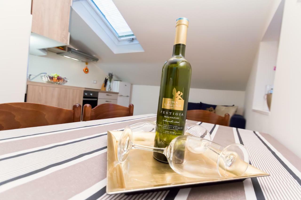 Apartments Mirjana Novigrad  Bagian luar foto